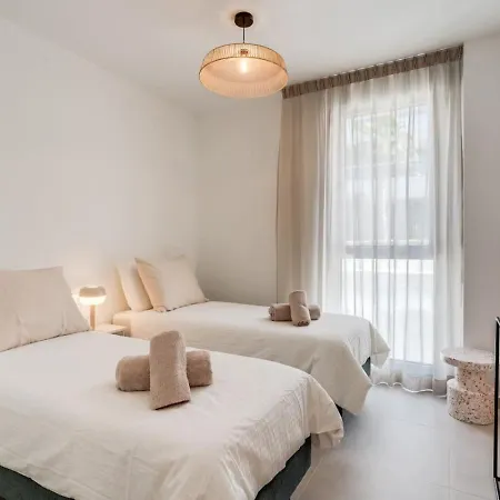 Charming 3br With Panoramic Views אסטפונה