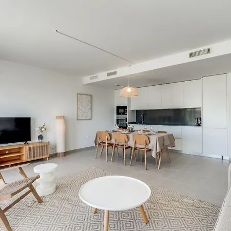 Charming 3br With Panoramic Views Apartamento *