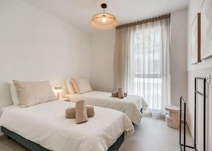 Charming 3br With Panoramic Views Эстепона