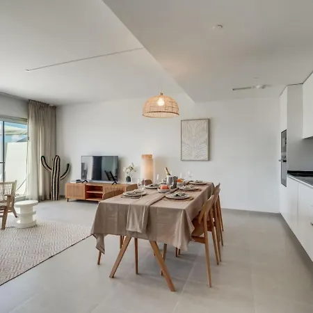 Charming 3br With Panoramic Views * Estepona