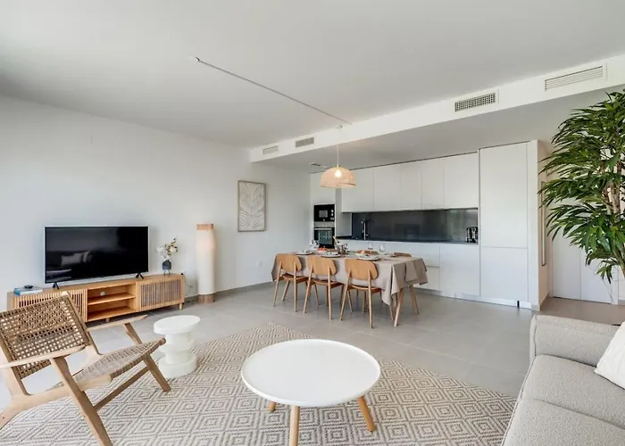 Charming 3br With Panoramic Views Διαμέρισμα *