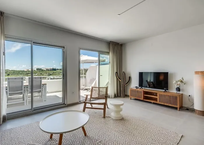 Charming 3br With Panoramic Views Διαμέρισμα Εστεπόνα