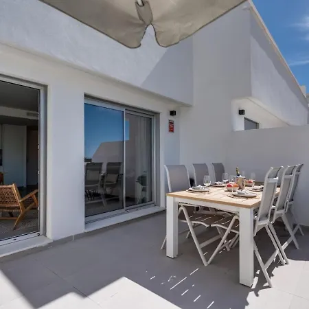 Charming 3br With Panoramic Views