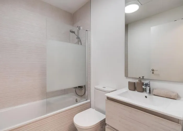 Lejlighed Charming 3br With Panoramic Views *